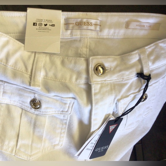 🆕GUESS WHITE DENIM HIGH RISE FLARE(Sz 28 & 29) - Picture 8 of 16